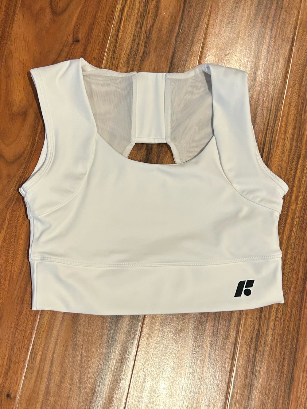Forme posture correcting sports bra white size large